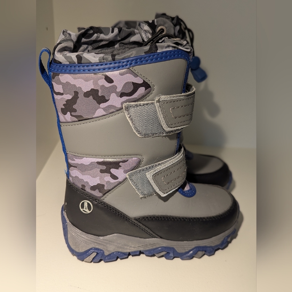 Gray and Blue Camouflage Winter Boots